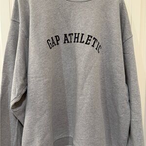 GAP Athletic Classic Gray Sweatshirt